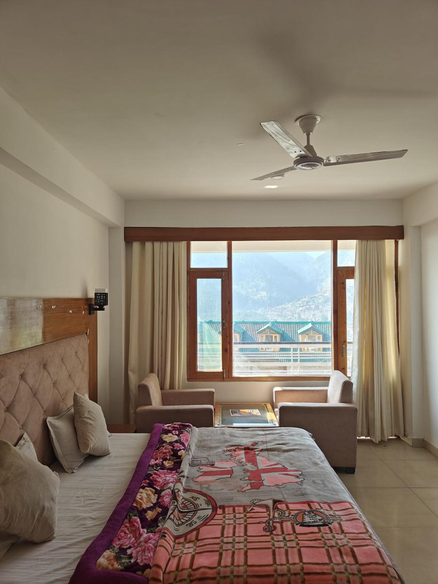 Santosh Cafe & Rooms Amritsar Luaran gambar